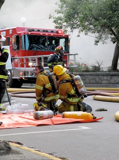 Changing air bottles Baker Street and Ward Street