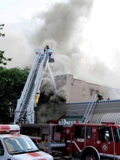 LT-4 attacks angry black smoke Baker Street